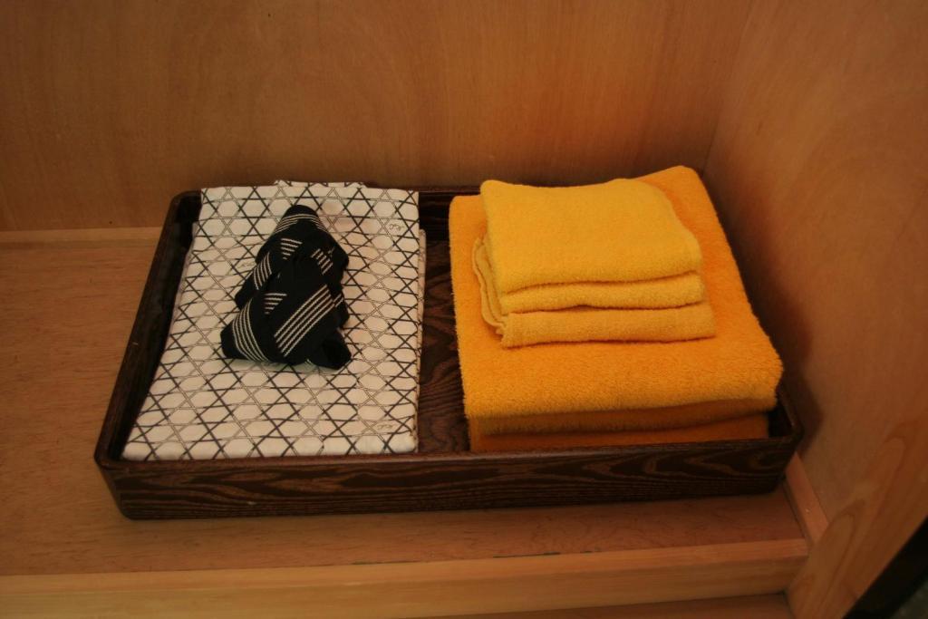 Hotel Yuou Onsen Kōfu Rum bild